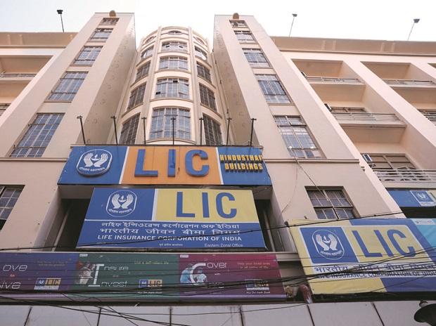 LIC market share falls to 58.5% till September from 68.24% a year ago