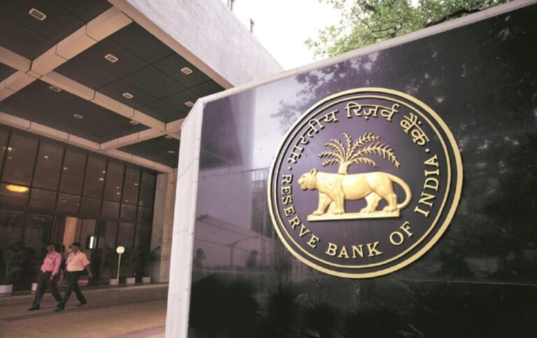 Reserve Bank of India allows pre-mature deposit withdrawal up to Rs 1 crore