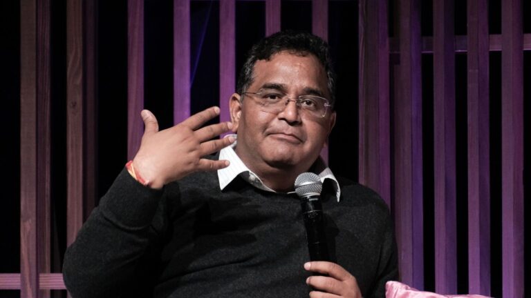 Paytm clarifies license status, says no notice on investment in payments arm